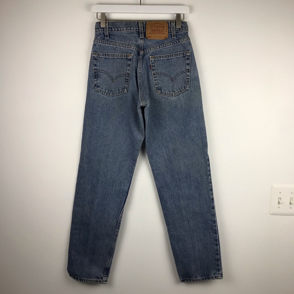 Vintage Levi’s 550 High Waist wedgie fit Jeans - Picture 3 of 8